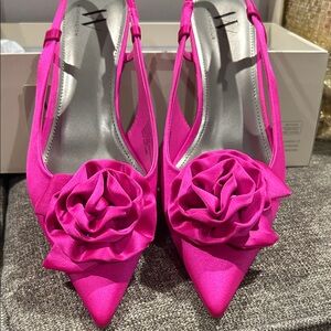 Worthington Fuchsia Slingback Heels with Rosette